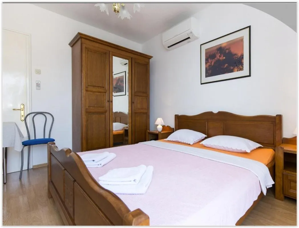 Beach Villa Baska Apartment
