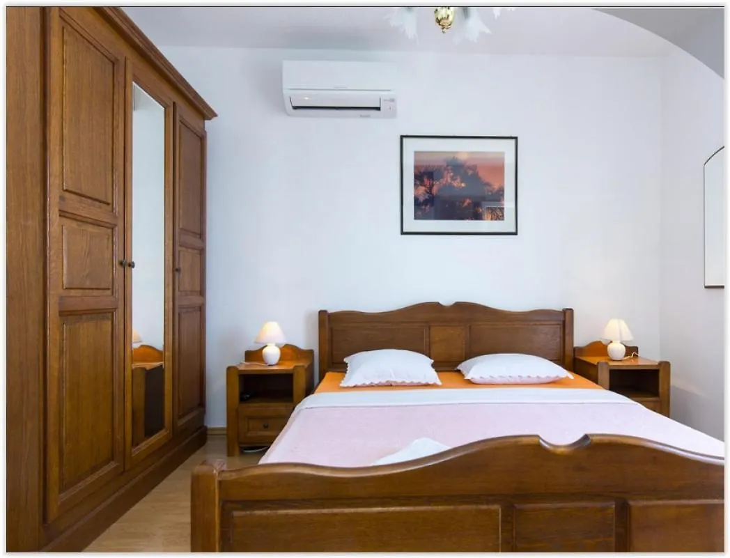 Apartment Beach Villa Baska