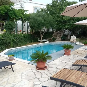 Katy&mladen Appartement