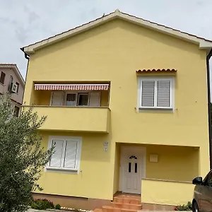 Luni Ii Baška